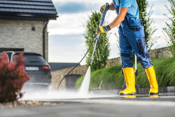 Best Oil and Grease Removal from Surfaces in Hudson, WI